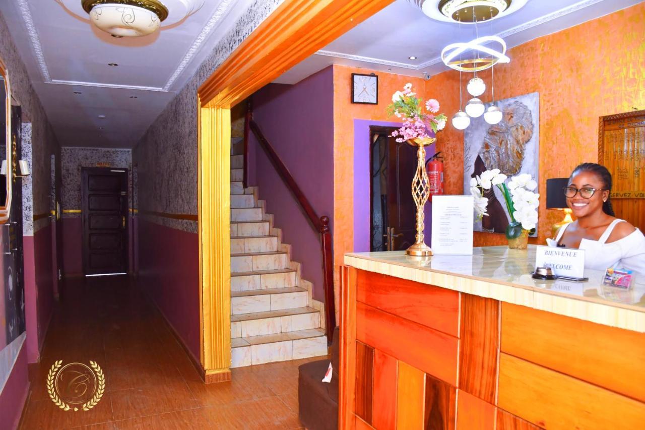 Hotel Restaurant Constellation Tchang Kültér fotó