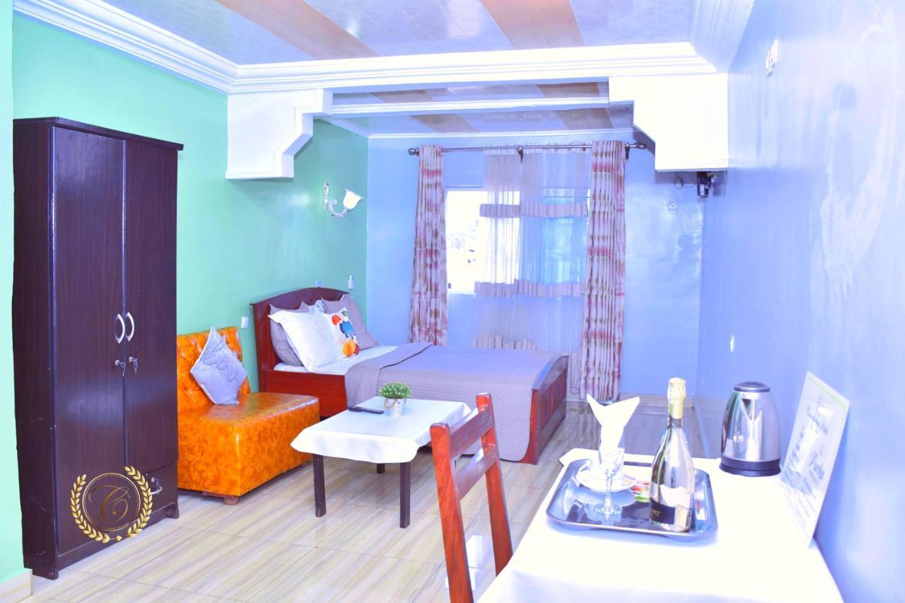 Hotel Restaurant Constellation Tchang Kültér fotó