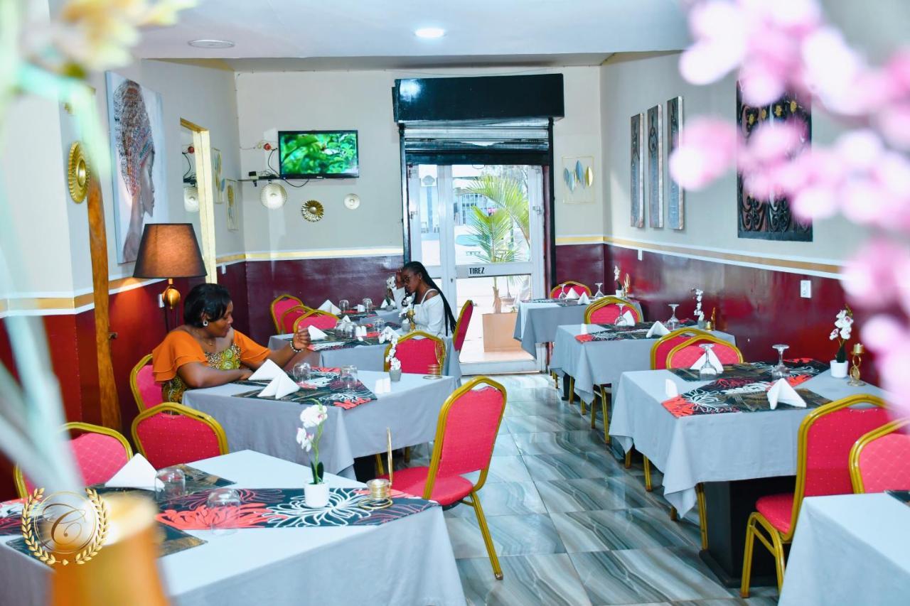 Hotel Restaurant Constellation Tchang Kültér fotó